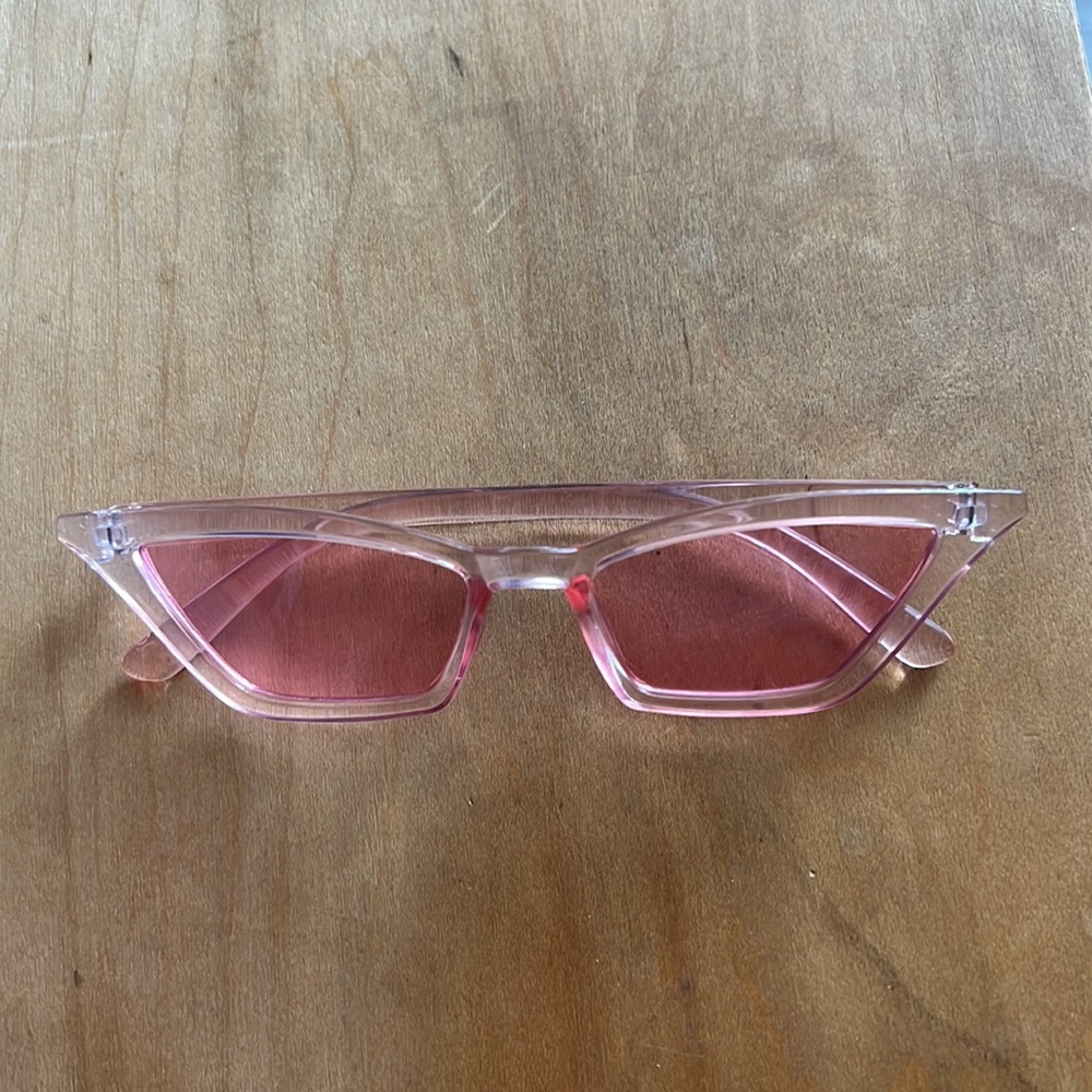 Fun sunglasses SET! - Picture 9 of 10
